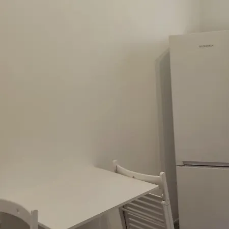 En Colocation Partage Moyenne Duree 1 ניס